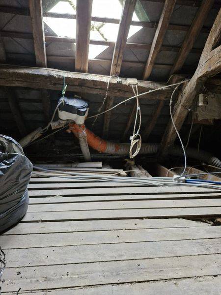 Pose d'une isolation pour des combles perdus
